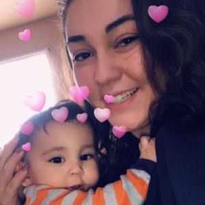 Meet your Posher, Alexis